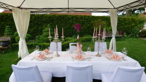 ห้องอาหาร, Hotel Waldblick BSR  in โดเนาเอส์ชินเกน