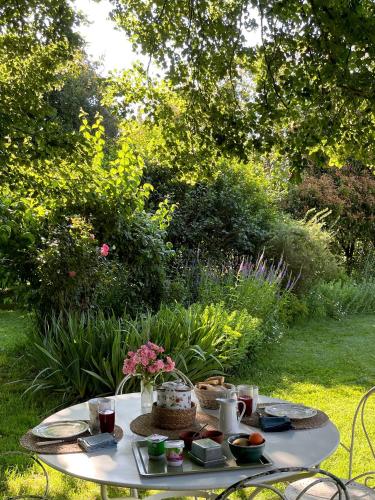 อาหารและเครื่องดื่ม, Le bain d'Alice in แซ็ง-โลรอง-ซูร์-กอร์