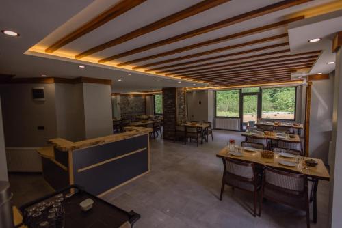 Restorāns, Vadi Taş Konak (Vadi Tas Konak) in Meydanköy