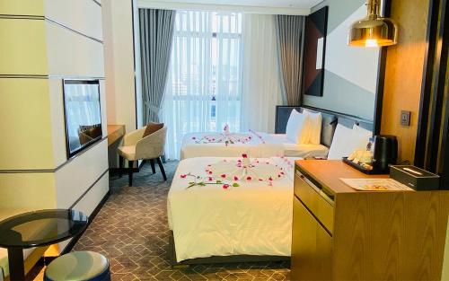 SIHA Hotel & Casino Room Type - Deluxe Twin Room