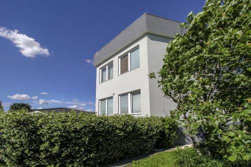 La Cordata Accommodation - Woodhouse Bike Hotel - Tap to explore photos