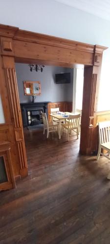 Maid Of Erin Guesthouse in ทิปเปอร์แรรี