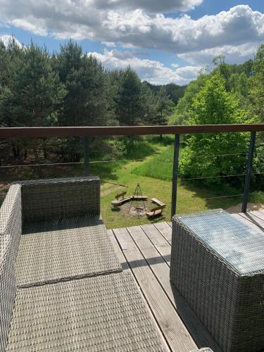 Ambiente nas Imediações, Domek na drzewie w Dolinie Uradu in Zielona Gora