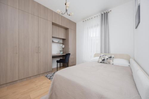 Klimatyzowany Apartament w Stolicy by Noclegi Renters, Warschau (Foto 4)