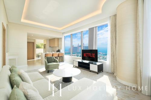 LUX Iconic Views at The Palm Tower Suite 4, Дубай (фото 10)