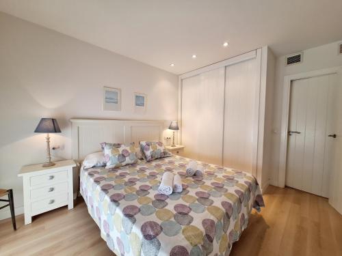 Apartment with Sea View image 3