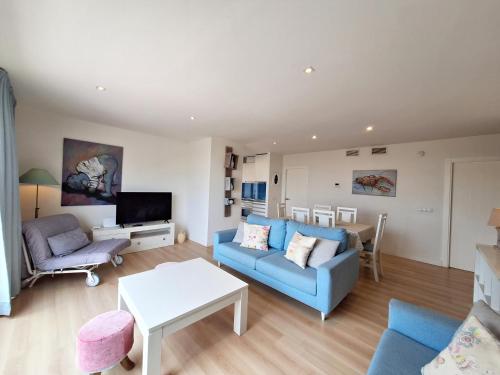 Apartment with Sea View image 5