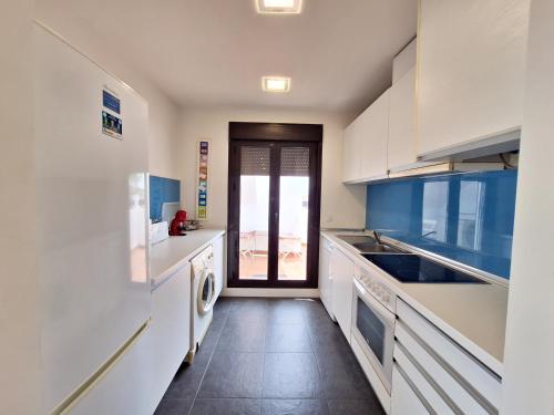 Apartment with Sea View image 9