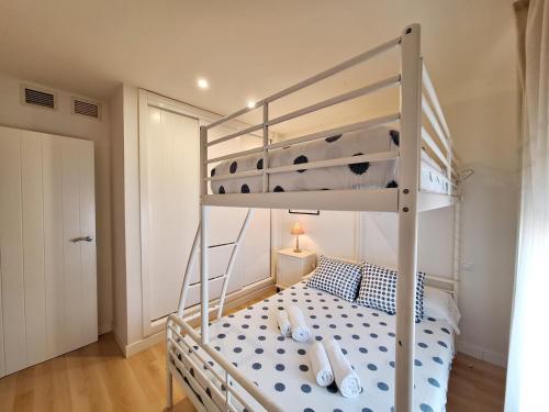 Apartment with Sea View image 1