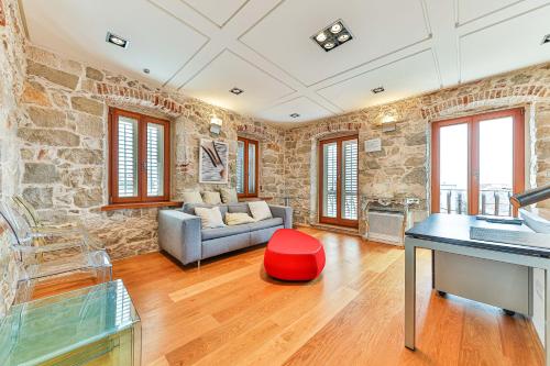 Augubio Penthouse, Split