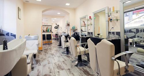 Gyógyfürdő, Hotel Internazionale Bellinzona in Bellinzona