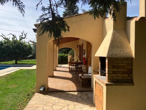  Apartment with private pool and garden in San Martín Sarroca