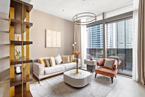 Chic 1-Bed Near Marina Promenade - 5 min to Tram, Дубай (фото 3)