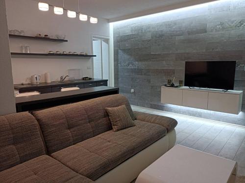 Cozy apartment with garden