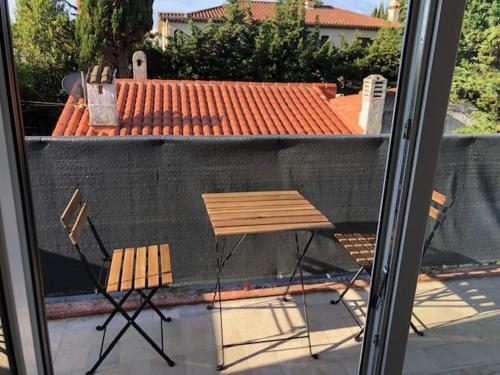 Balcony/terrace, Studio Juan les Pins balcon 10min plage in Le Fournel