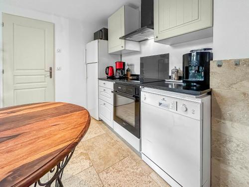 Létesítmények, Nature et Bord d'Etang à Jars (Nature et Bord d'Etang a Jars) in Jars