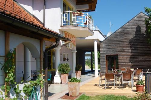 Hotel Rakar - image 7