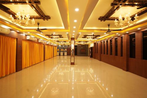 Banquet hall, PS Luxury HOTEL in Berhampore