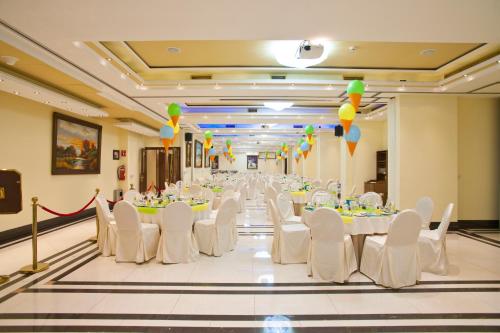 Semeli Hotel - image 4