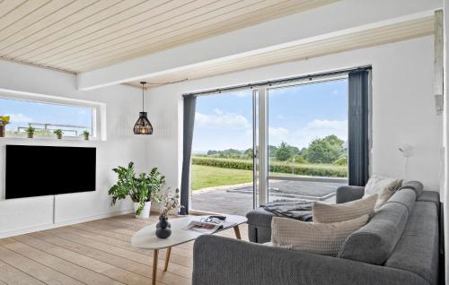 Cozy Home In Haderslev With Wifi in Hejsager
