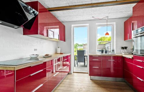 Kitchen, Cozy Home In Haderslev With Wifi in Hejsager