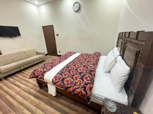 Millat Guest House G9 - image 12