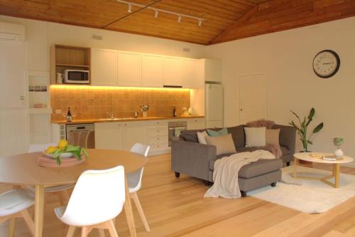 River Lea Cottage in Badger Creek