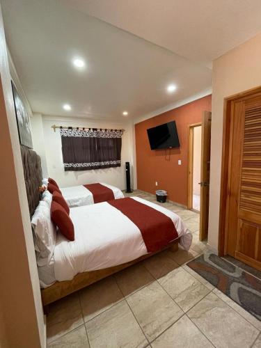 2 double beds
