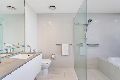 Coastal Skyline Suite - image 5