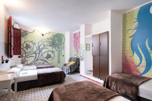 Single Bed in a 4-Bed Female Dormitory Room image 4