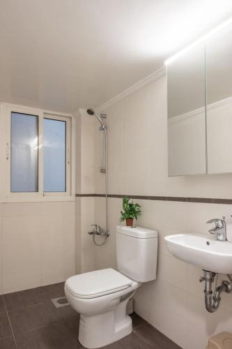Gemayze Haven 2 Bedroom Apartment - image 2