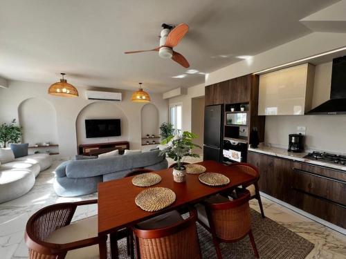 Luxury Twin Villa Mountain View in Zawiyat Ailat Nuh