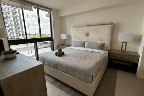Doral Resort Style Studio in Miami, USA