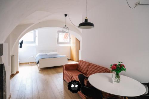  Flat Il Torrazzo XIII Secolo in Alzano Lombardo