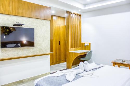 King Room image 2