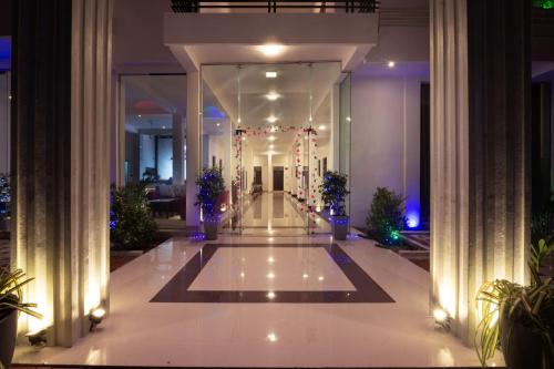 Entrance, Hotel Alaskabay Arugambay in Arugam Bay