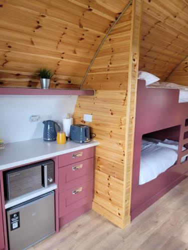 Konyha, Leahys Pod Park in Cork Airport