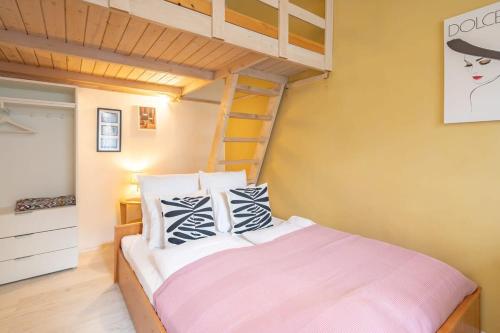 Central - Comfy Studio with AC, Budapest