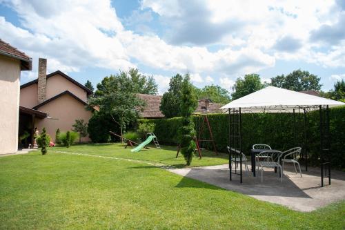 Guesthouse Kristina - image 3