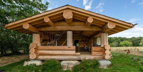 La cabane du trappeur gîte à louer La Perrière