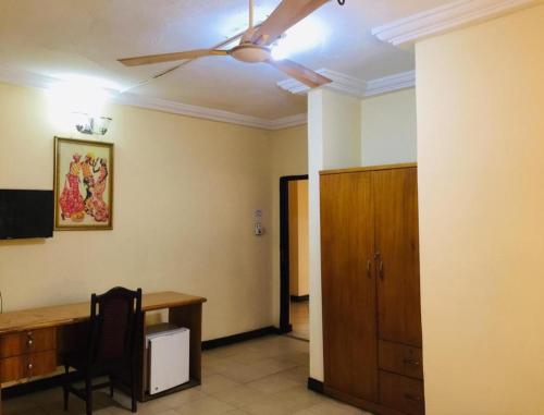 Double Room With Balcony in Accra New Town