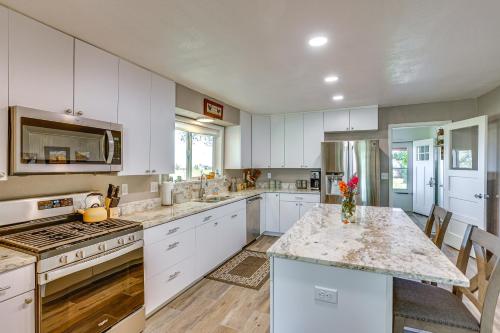 Charming Dolores Home with Mountain Views and Fire Pit in Dolores, USA