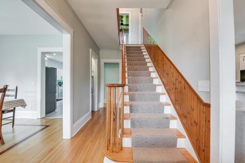 Charming Ticonderoga Home - Walk to Downtown! in Ticonderoga (NY)