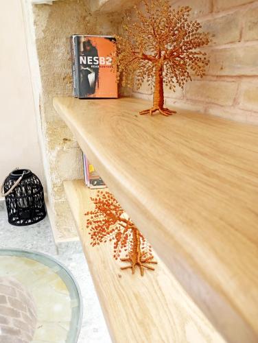 King Suite with Spa Bath image 8