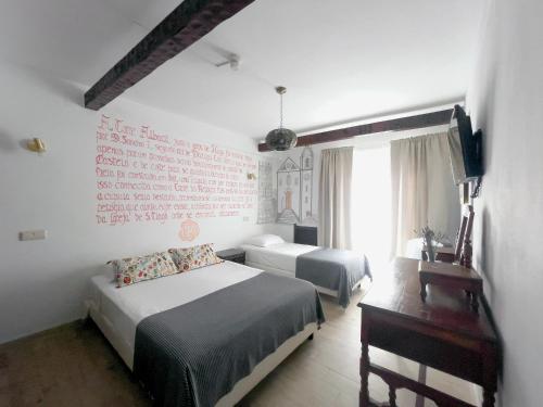 Rainha Santa Isabel - Óbidos History Hotel - image 3