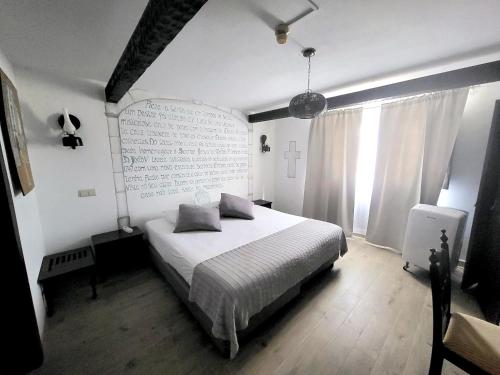 Rainha Santa Isabel - Óbidos History Hotel - image 5