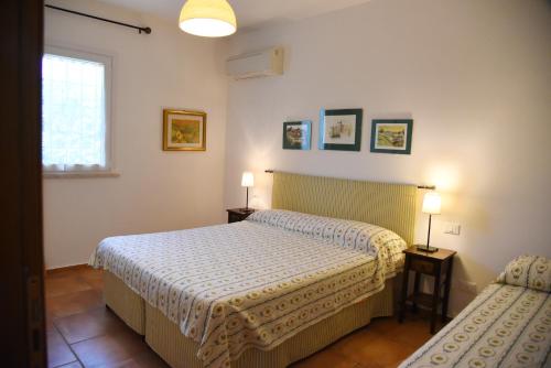 2 bedrooms, 5 beds