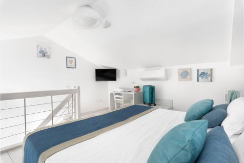 Al Centro Suites - main image
