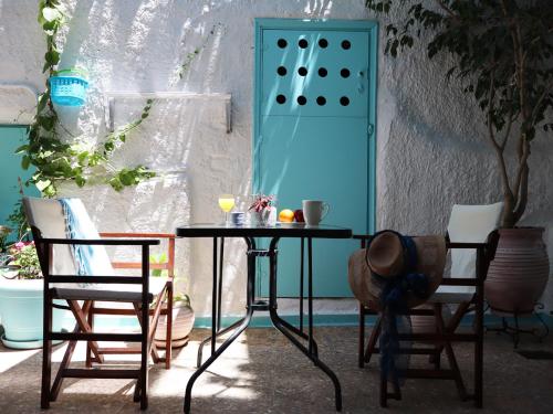 Tasoula Guest House 4