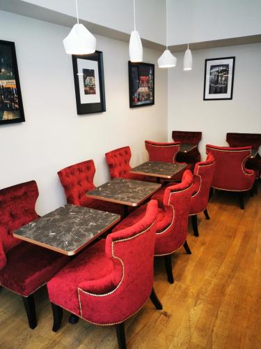 Hotel Monsieur & Spa - image 3